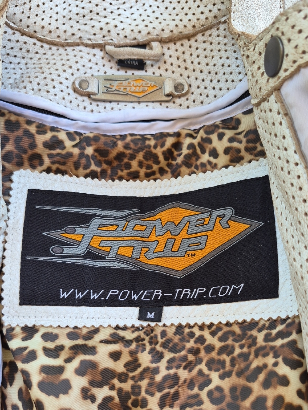 "Distressed" White Leather "POWER TRIP" ladies Jacket - Picture 2 of 11